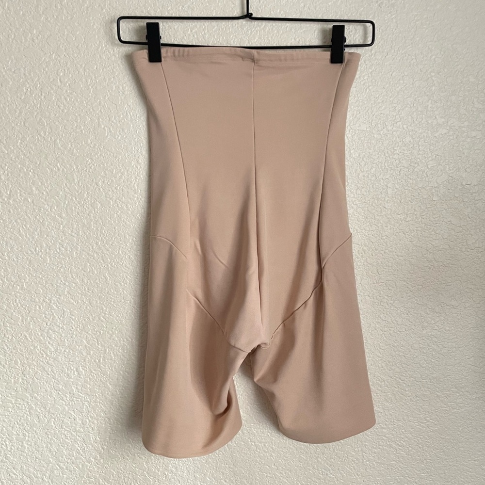 Miraclesuit Extra Firm Control High-Waist Shorts XL Beige - Picture 3 of 9
